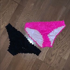 Scrunch butt bikini bottoms